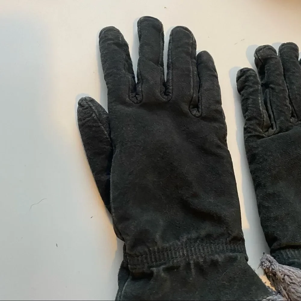 𝅺Black Small Winter gloves fuzzy inside